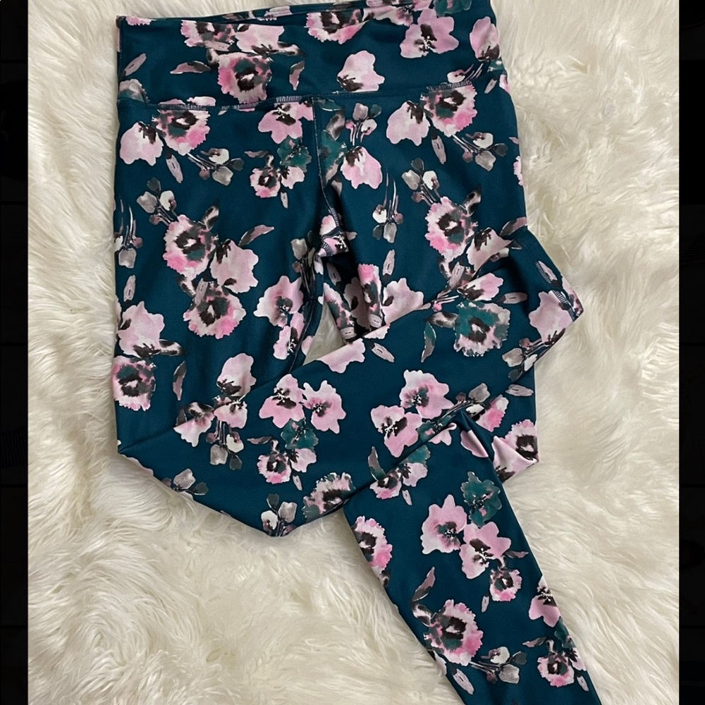 Xs fabletics leggings